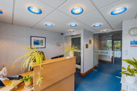 Oaktree Business Centre-42.jpg