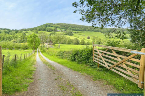 Delightful Detached Bungalow