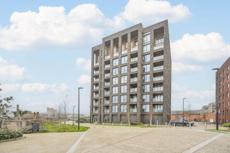 London, E16 - property photo