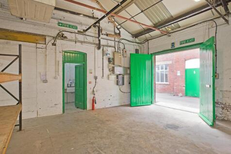 Light Industrial to rent Image 3