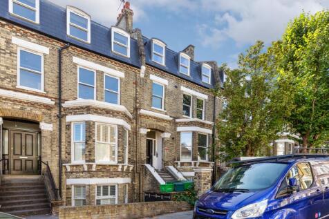 Flat C, 2 Wyndham Crescent, Tufnell Park, London, N19 5QJ