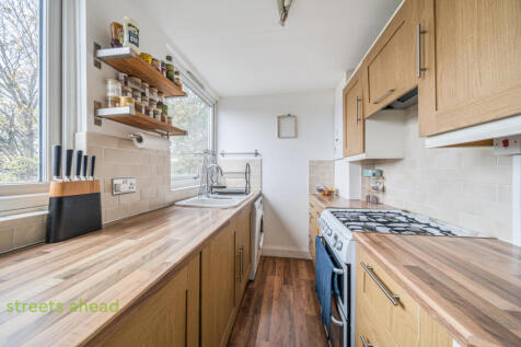 56d31d71-5af6-4f7...