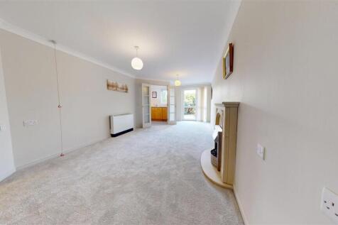 Henbury Court - Living Room