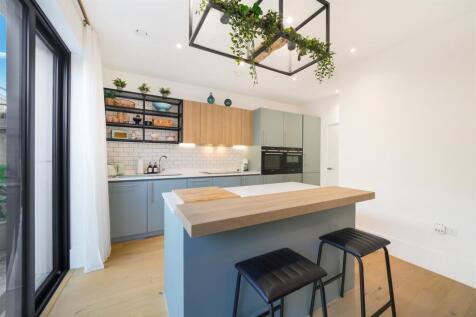 18 Maurice Browne Avenue - swYeZuzckL4pzf6bpGzl.jp