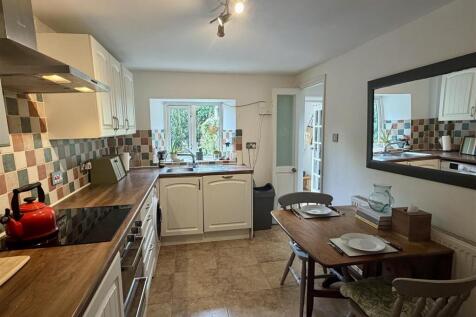 Kitchen.JPEG