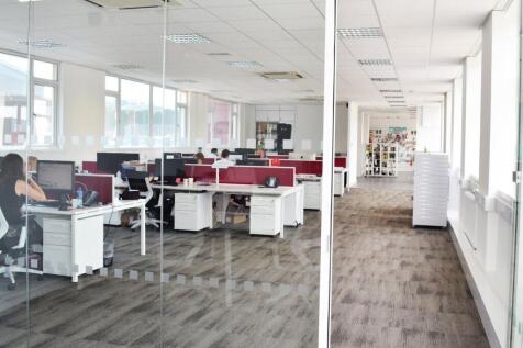 Office to rent Image 8