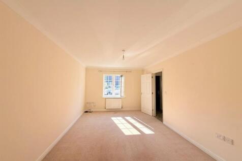 Damson Close, Red Lodge, Bury St. Edmunds photo 5