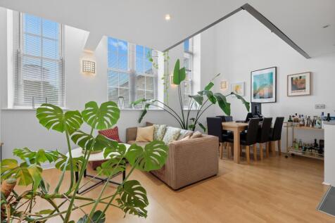 Click to visit Rightmove listing