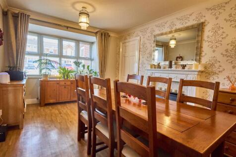 Dining Room to Front