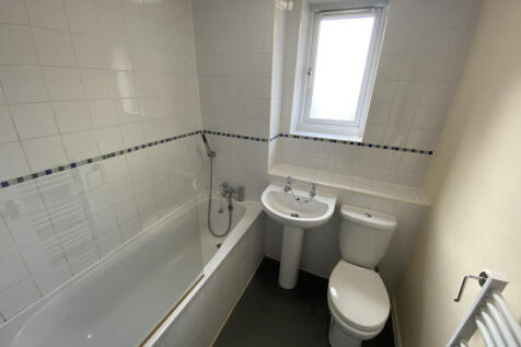 Brinkley Place, Colchester, CO4 5UX photo 5