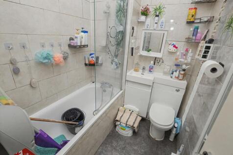 Flat A, 15a Elsden Road, Tottenham, London, N17 6RY
