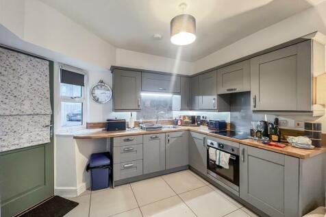 Open Plan Living Room &amp; Kitchen