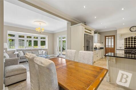 Kitchen/Diner/Family