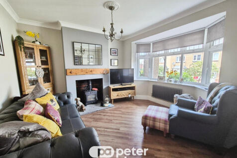 Tudor Road photo 4
