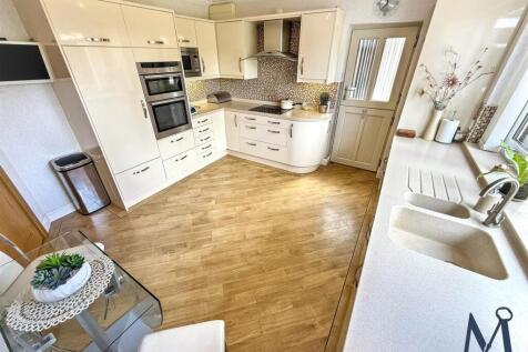 Kitchen Breakfast Room