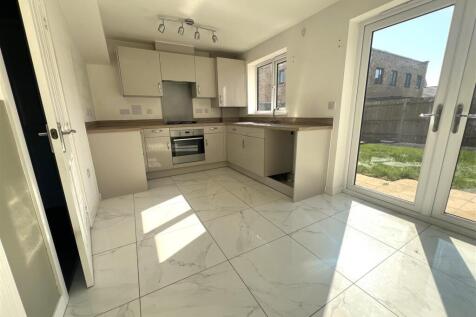kitchen 1.JPG