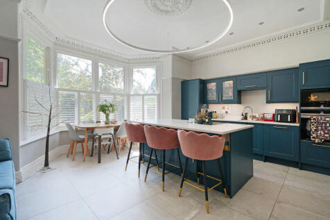 Living / Dining / Kitchen