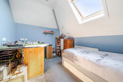 1335855-9-6899e85...