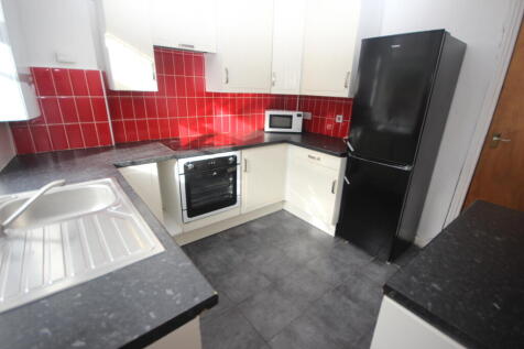 5-bed terraced on Blantyre Road, Liverpool, £542/mo