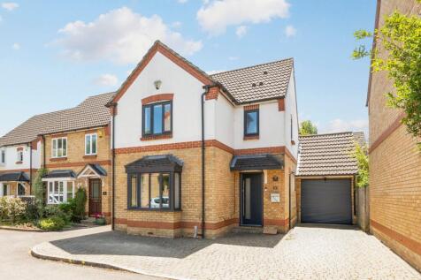 Weybridge, KT13 - property photo
