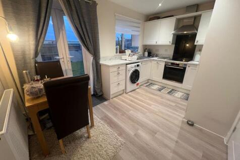 Woodroffe Drive, Crowland photo 3