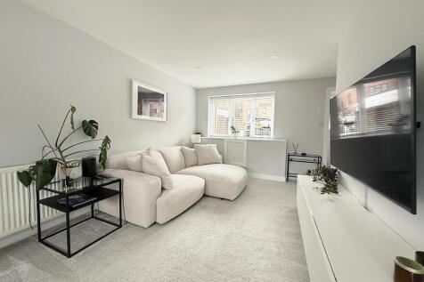 Laurus Close, Waterlooville photo 4