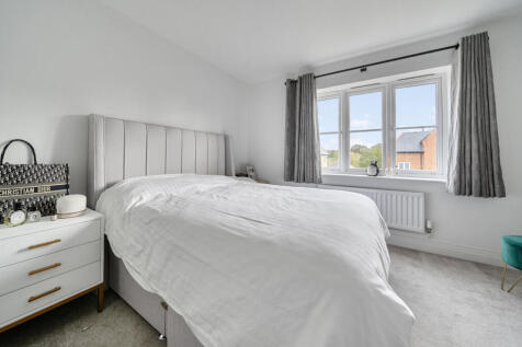 1371935-7-68f7670...