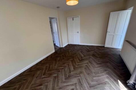81 Church Road, Stockingford photo 5
