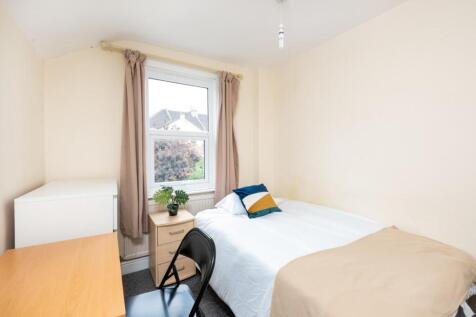 11 Landseer Road, Bath-9.jpg