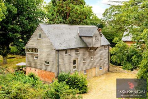 Greenfield Road, Flitwick, Bedfordshire, MK45. 4 bedroom detached house for sale