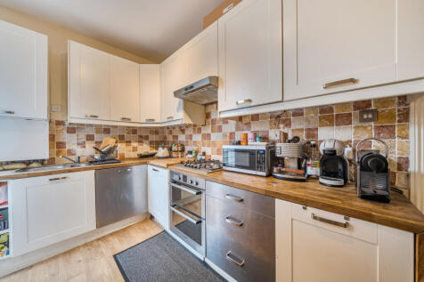 1403740-15-69738b...