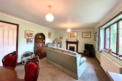 LIVING AND DINING ROOM