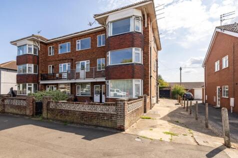 56 Castleton Boulevard (Skegness)-3