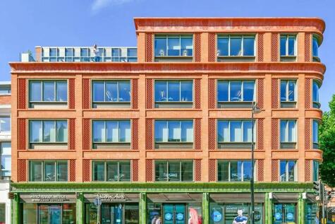 WellingtonHouse_Exterior_Hero 1.jpg