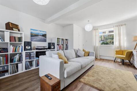 Living Room to front window.jpg