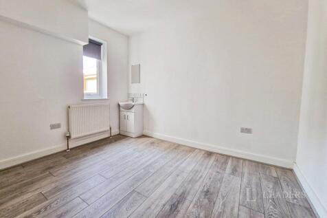 Room 2 Available