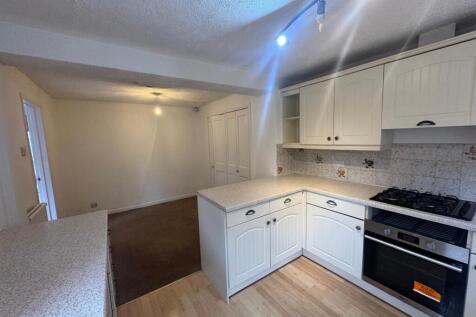Ashdene Drive, Crofton, Wakefield photo 5