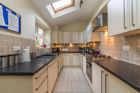Teversal Avenue, Lenton, Nottingham, NG7 1PX photo 3