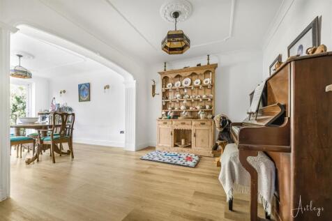 Dining room/sitting room