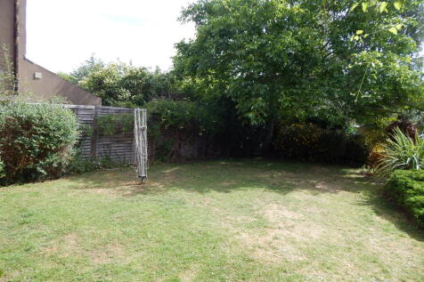 Bramley Court, Bramley Place, Great Baddow, Chelmsford, Essex photo 5
