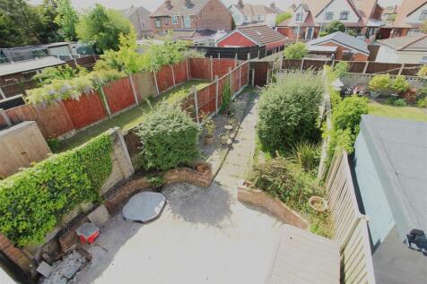 Debra Close, Melling, Liverpool photo 4