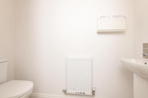 12 - 38 Moorlands Road BD19 5ED.jpg