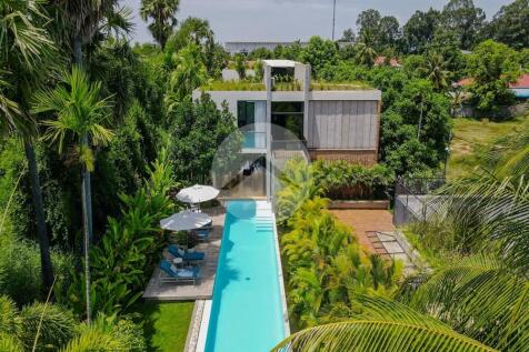 3 Bedroom Luxury Villa For Sale - Sala Kamreuk, Siem Reap