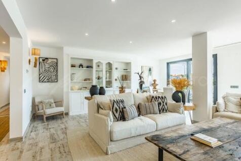 Near Vale do Lobo Fully Renovated 5 Bed Villa For Sale (18)