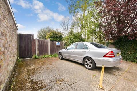 Driveway/Parking