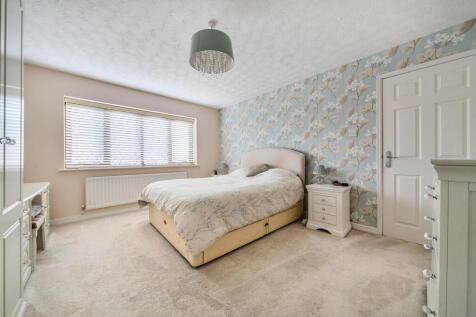 1358047-9-68de49a...