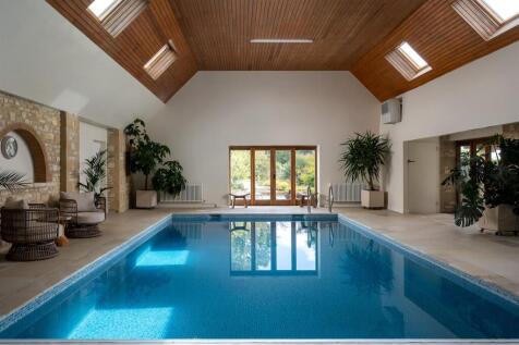 62 - High Barn - GL6 0QA - Web.jpg