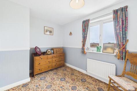 Bedroom: