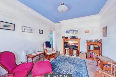 CAM02371G0-PR0112-STILL013.jpg