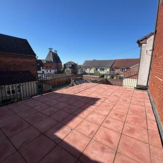 21a hig street terrace.jpg